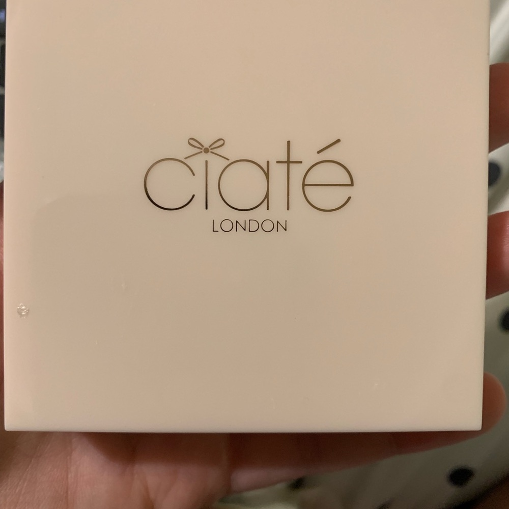 Ciate eye shadow palette - Picture 3 of 4